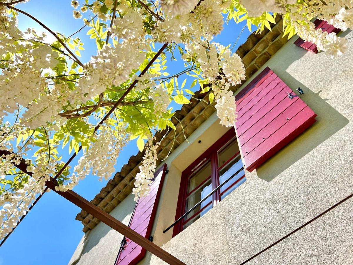 مبيت وإفطار آيكس أومبروفينس Domaine De Saint Clair المظهر الخارجي الصورة