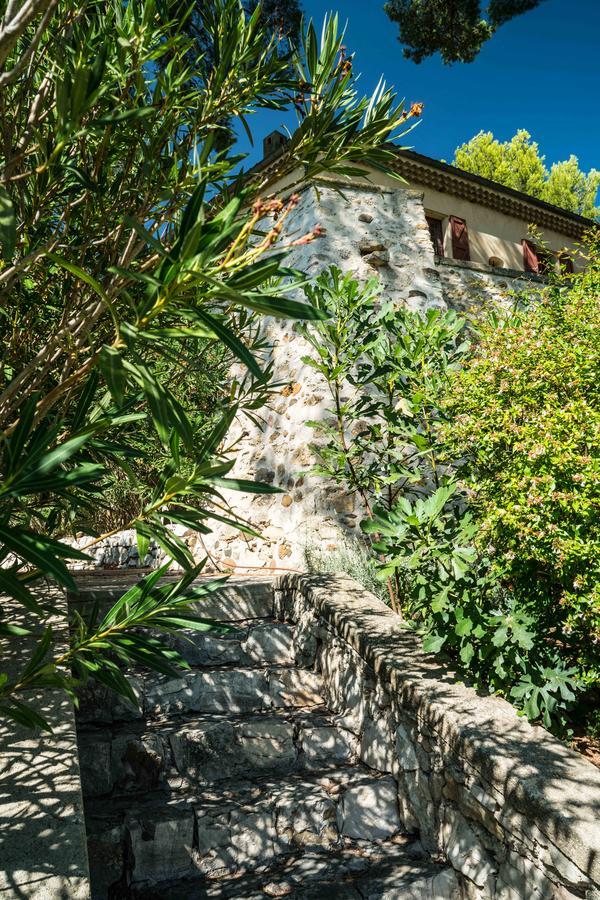 مبيت وإفطار آيكس أومبروفينس Domaine De Saint Clair المظهر الخارجي الصورة